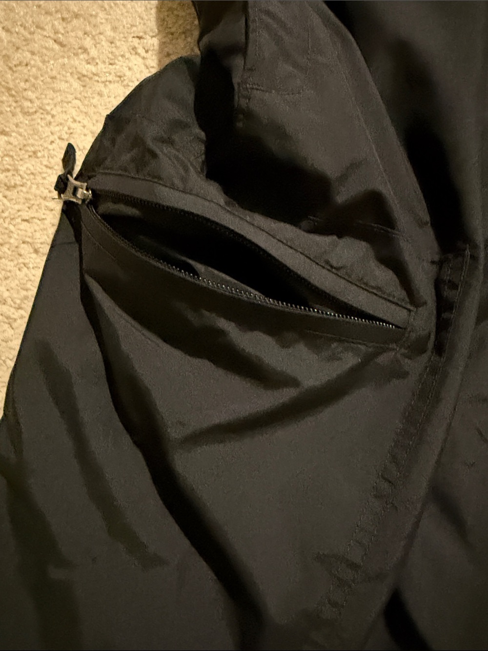 Men's Black Cargo Snow Pants — Water-Resistant Outdoor Trousers - Picture 7 of 12